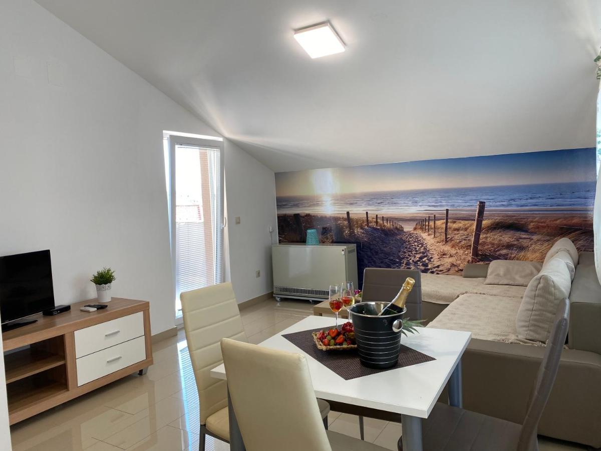 A&a Apartment