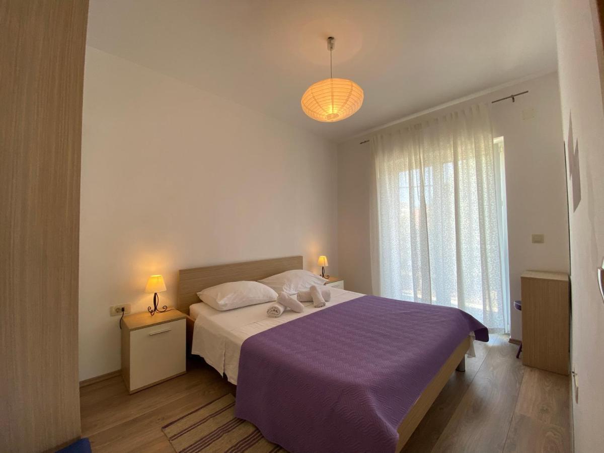 Apartment A&a *